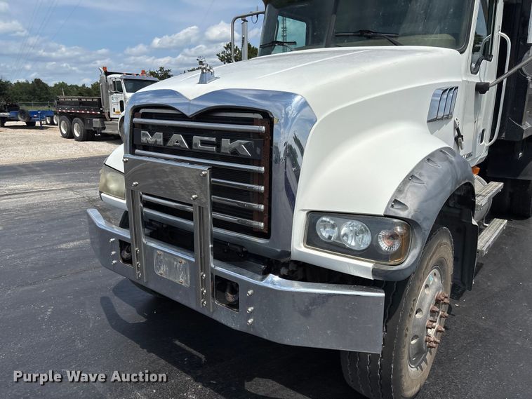 image for item FC1977 2008 Mack GU713 dump truck