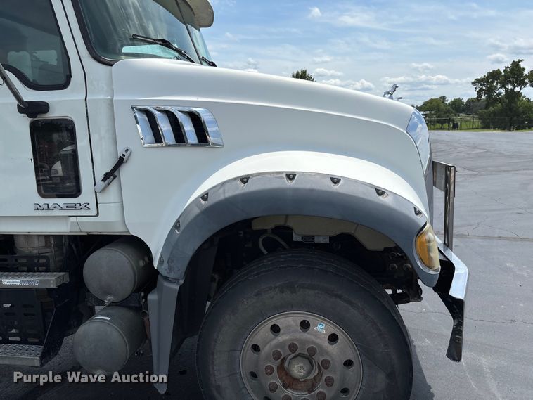image for item FC1977 2008 Mack GU713 dump truck