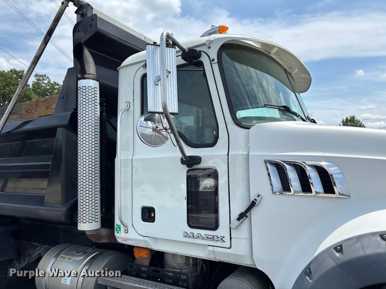 image for item FC1977 2008 Mack GU713 dump truck