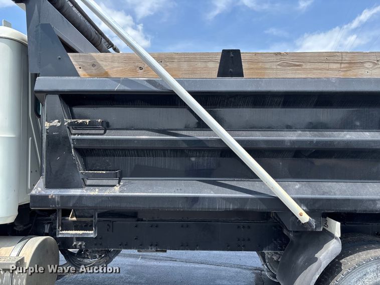 image for item FC1977 2008 Mack GU713 dump truck