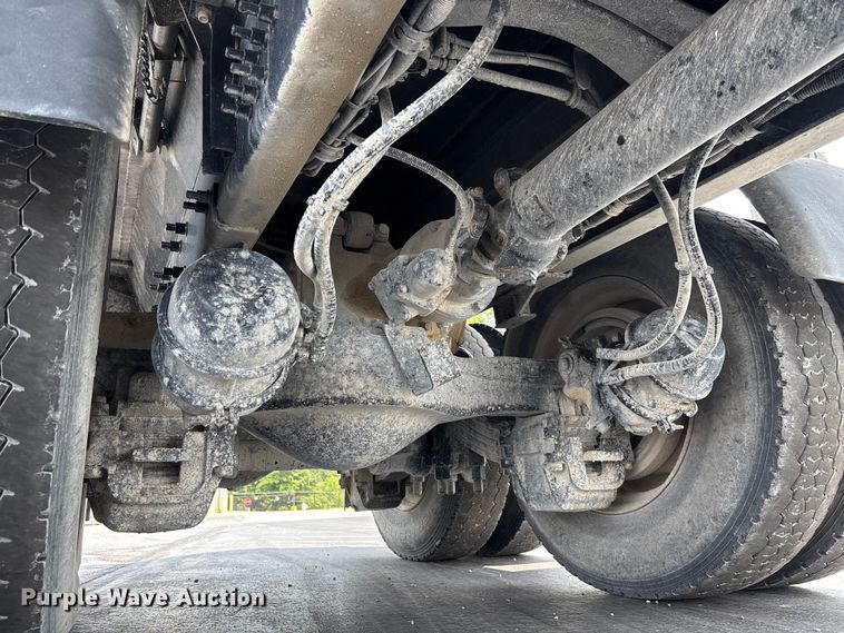 image for item FC1977 2008 Mack GU713 dump truck