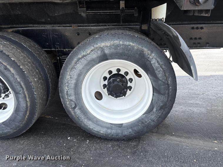 image for item FC1977 2008 Mack GU713 dump truck