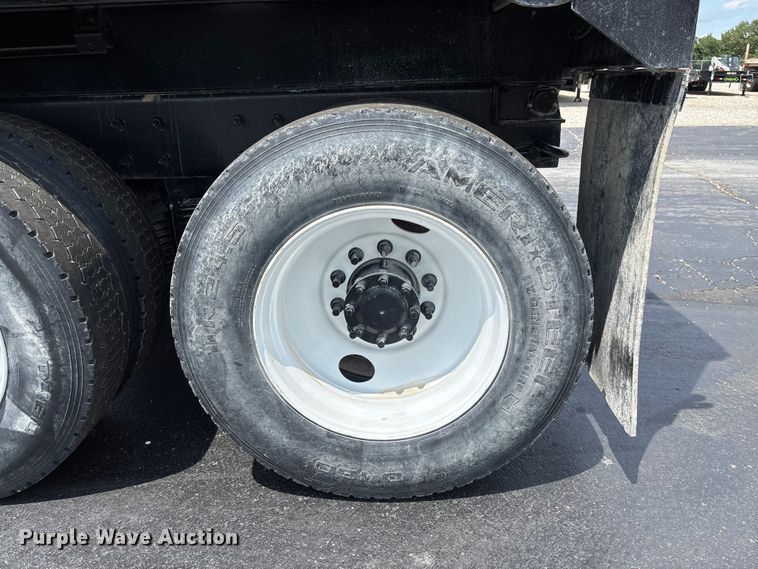 image for item FC1977 2008 Mack GU713 dump truck