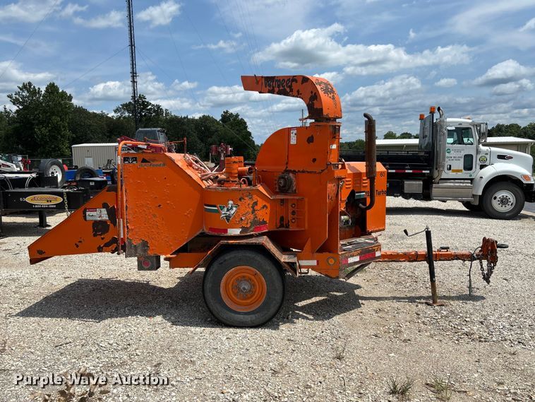 image for item FC1978 Vermeer 1250 wood chipper