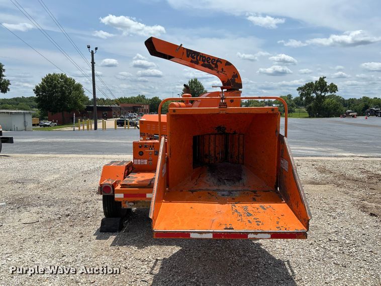 image for item FC1978 Vermeer 1250 wood chipper