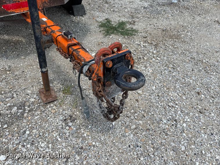 image for item FC1978 Vermeer 1250 wood chipper