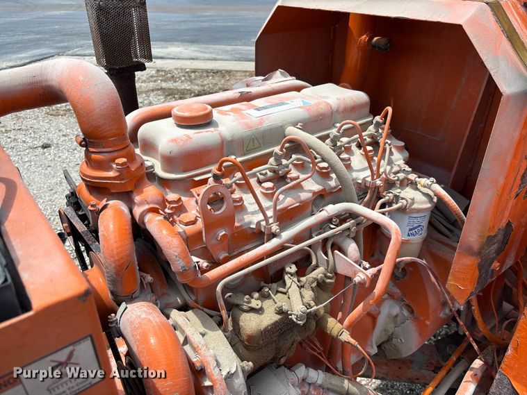 image for item FC1978 Vermeer 1250 wood chipper
