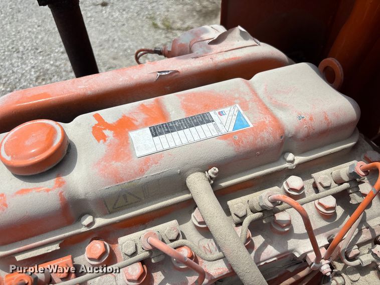 image for item FC1978 Vermeer 1250 wood chipper
