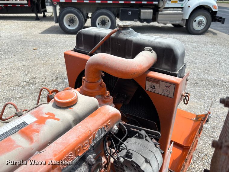 image for item FC1978 Vermeer 1250 wood chipper