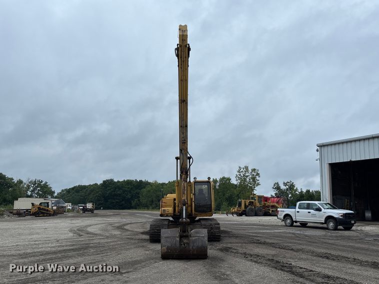 image for item FC1986 1998 John Deere 200LC long reach excavator