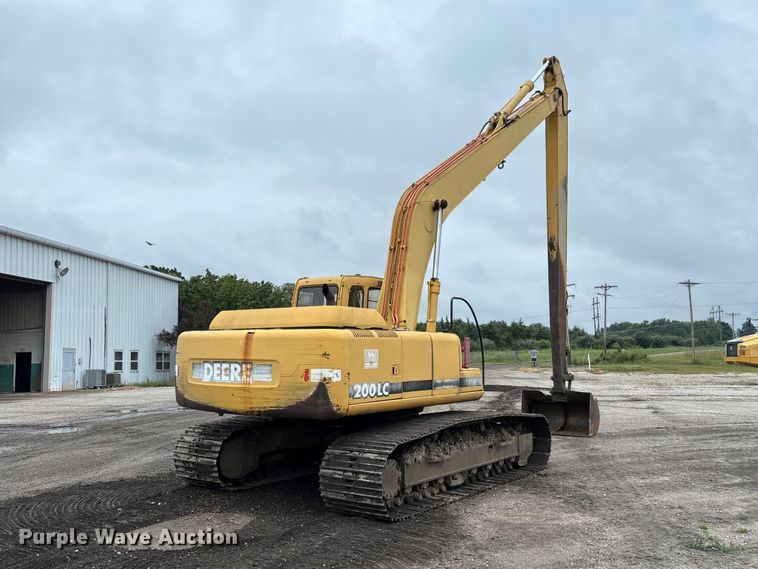 image for item FC1986 1998 John Deere 200LC long reach excavator