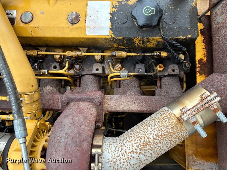 image for item FC1986 1998 John Deere 200LC long reach excavator