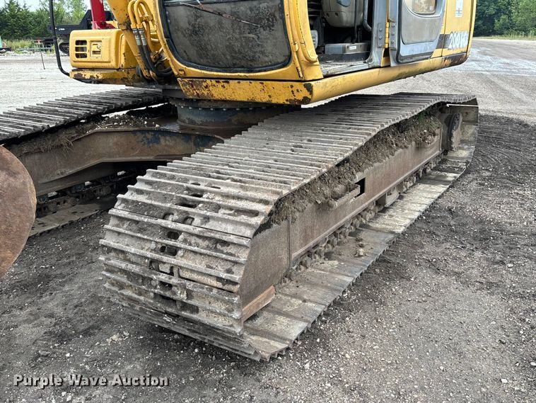 image for item FC1986 1998 John Deere 200LC long reach excavator