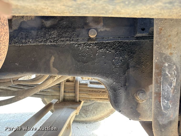 image for item FC1990 2006 Peterbilt 335 rollback truck