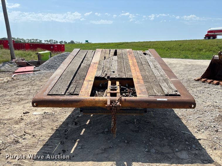image for item FC1993 1972 Loadcraft LDD3-40-SFG lowboy equipment trailer