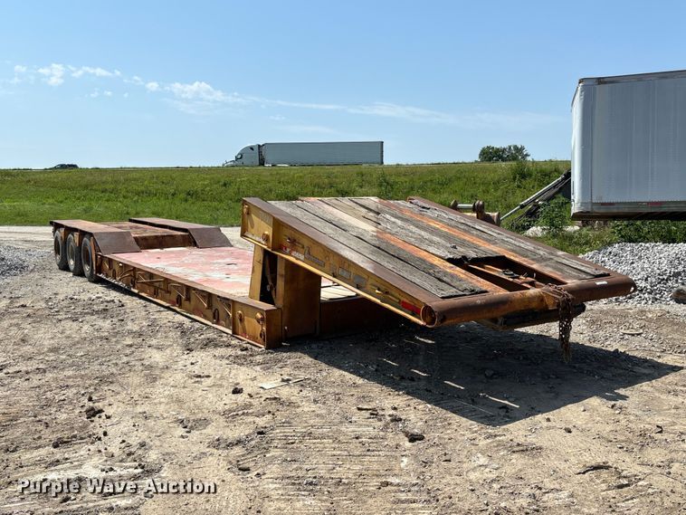 image for item FC1993 1972 Loadcraft LDD3-40-SFG lowboy equipment trailer