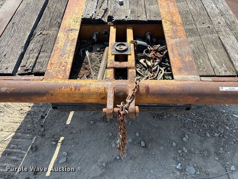 image for item FC1993 1972 Loadcraft LDD3-40-SFG lowboy equipment trailer