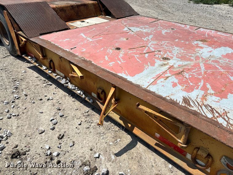 image for item FC1993 1972 Loadcraft LDD3-40-SFG lowboy equipment trailer