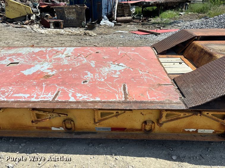 image for item FC1993 1972 Loadcraft LDD3-40-SFG lowboy equipment trailer