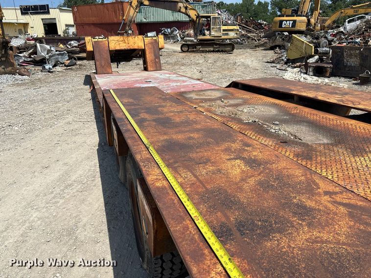 image for item FC1993 1972 Loadcraft LDD3-40-SFG lowboy equipment trailer