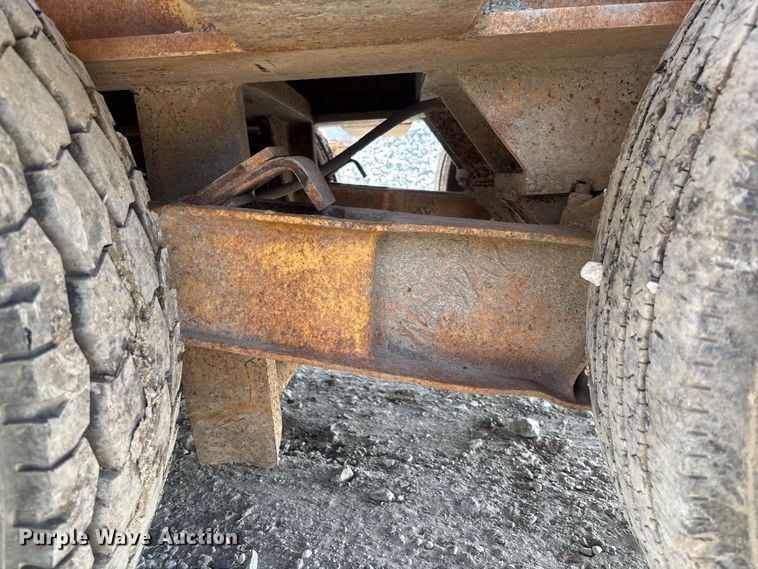 image for item FC1993 1972 Loadcraft LDD3-40-SFG lowboy equipment trailer
