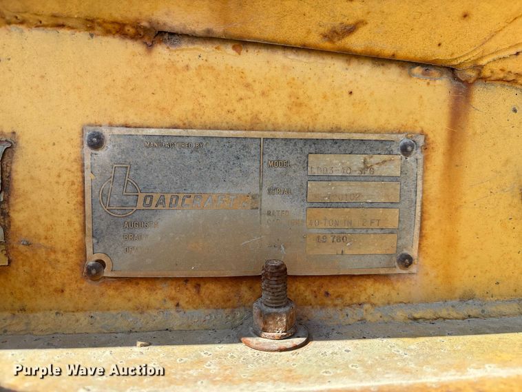 image for item FC1993 1972 Loadcraft LDD3-40-SFG lowboy equipment trailer
