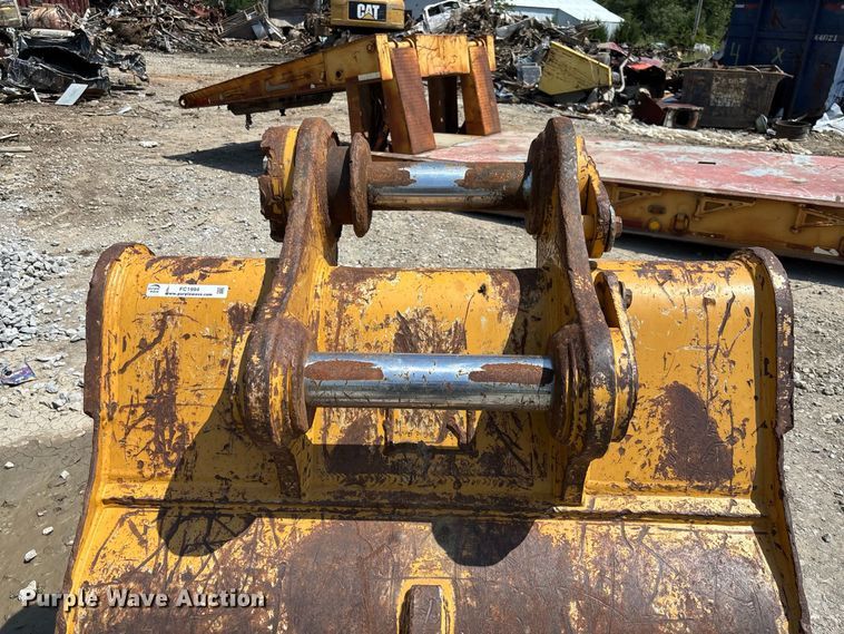 image for item FC1994 Caterpillar excavator bucket