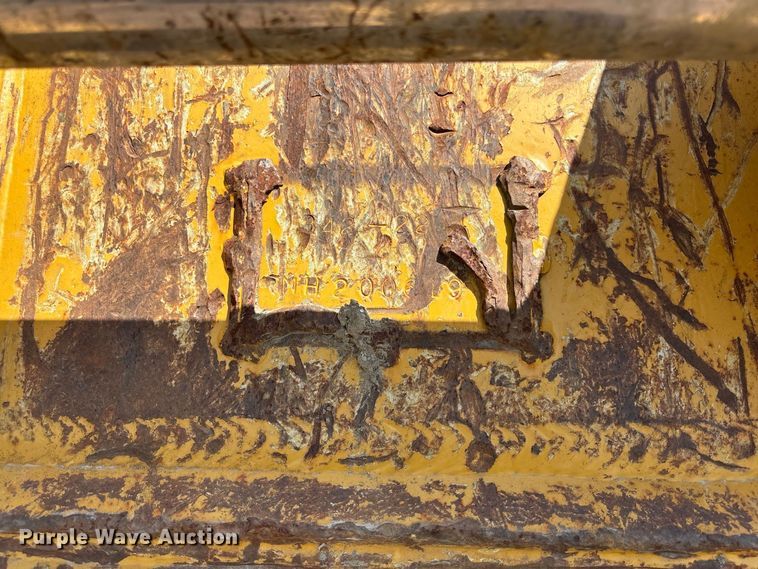 image for item FC1994 Caterpillar excavator bucket