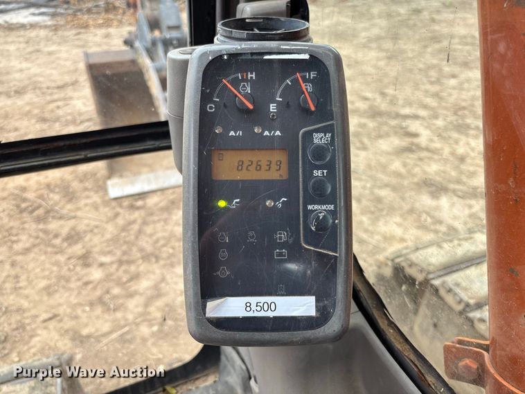 image for item FC2001 2006 Hitachi Zaxis 135US excavator
