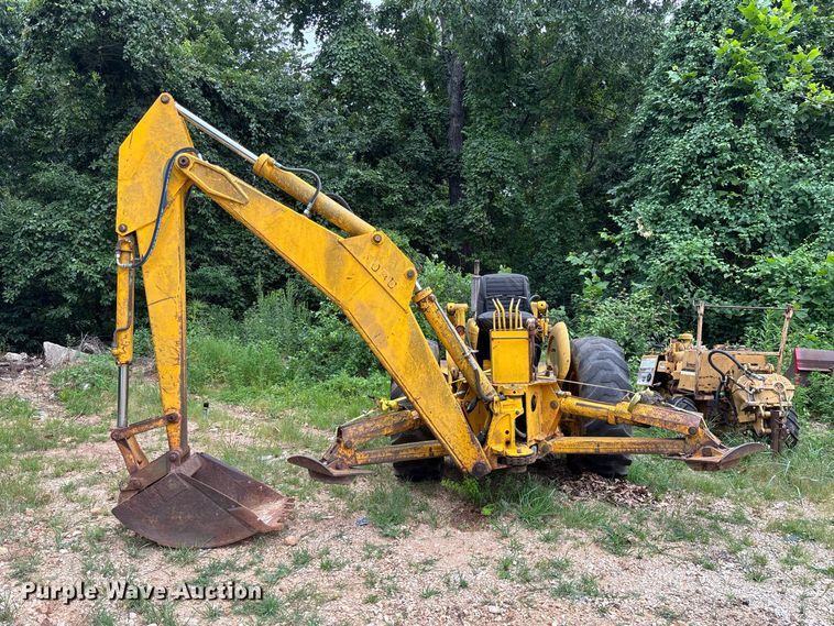 image for item FC2004 Ford 4500 backhoe