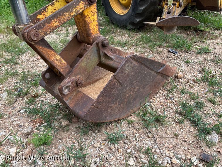 image for item FC2004 Ford 4500 backhoe