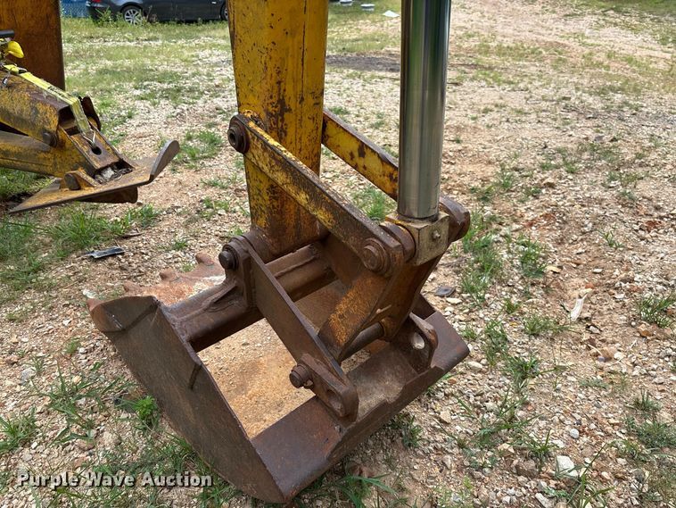 image for item FC2004 Ford 4500 backhoe