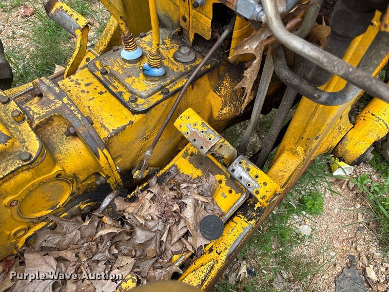 image for item FC2004 Ford 4500 backhoe