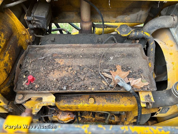 image for item FC2004 Ford 4500 backhoe
