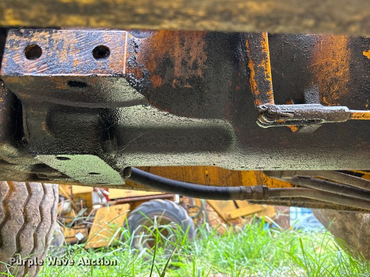 image for item FC2004 Ford 4500 backhoe