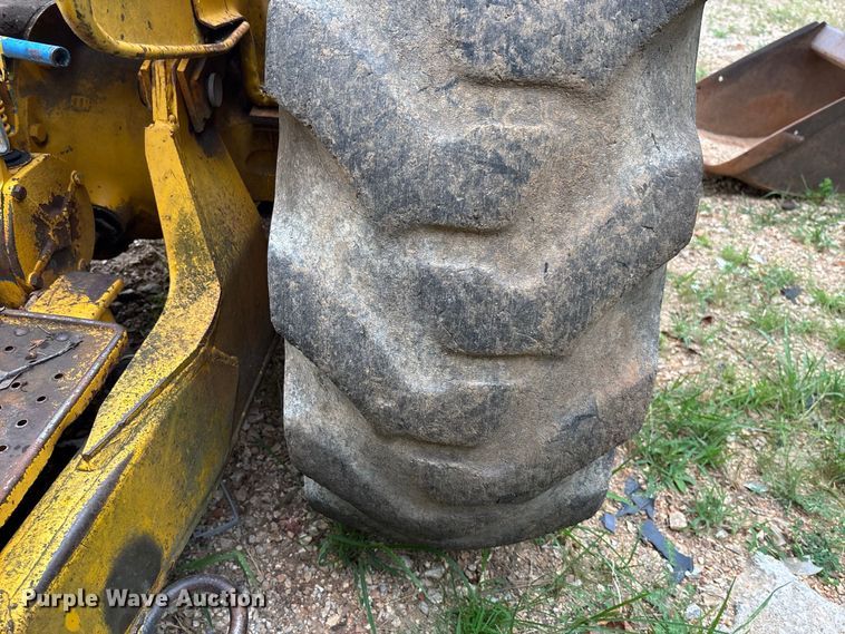 image for item FC2004 Ford 4500 backhoe