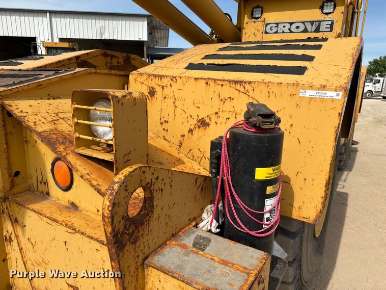 image for item FC3058 1979 Grove RT-65S crane