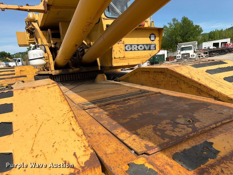 image for item FC3058 1979 Grove RT-65S crane