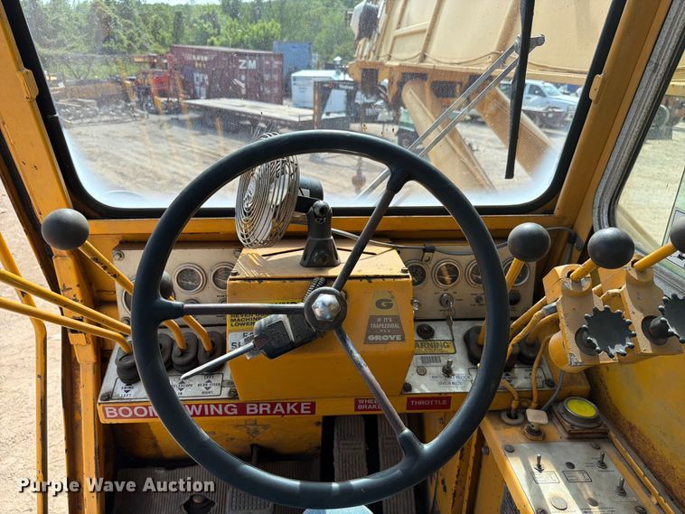 image for item FC3058 1979 Grove RT-65S crane