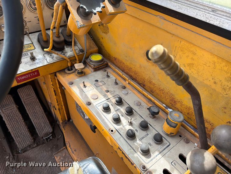 image for item FC3058 1979 Grove RT-65S crane