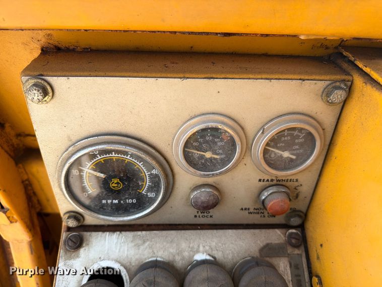 image for item FC3058 1979 Grove RT-65S crane