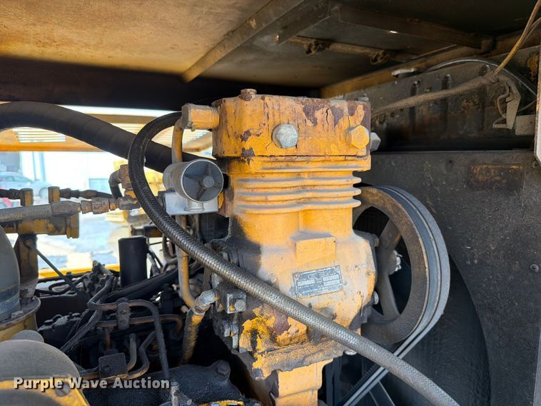 image for item FC3058 1979 Grove RT-65S crane