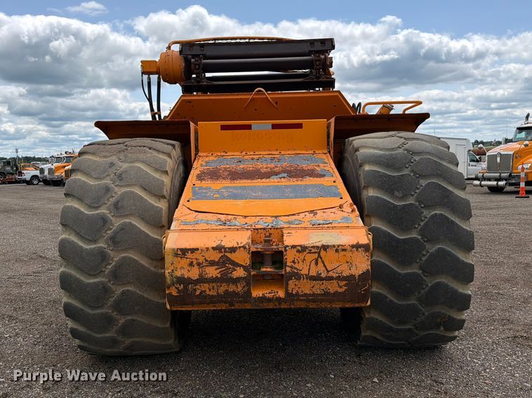 image for item FC3258 1991 Caterpillar 615C elevating scraper