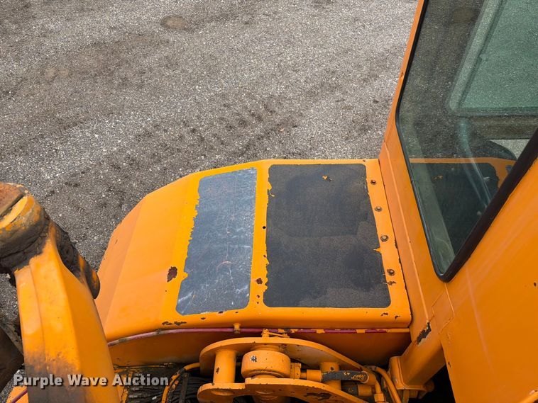 image for item FC3258 1991 Caterpillar 615C elevating scraper