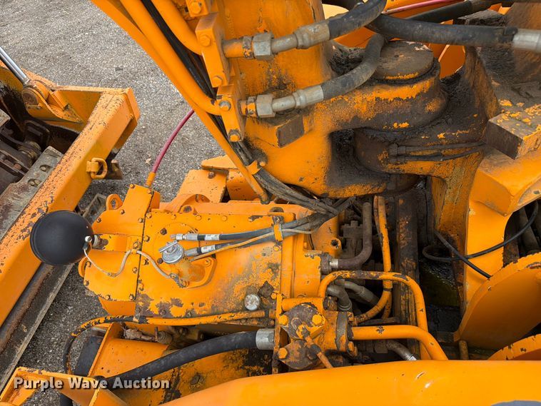 image for item FC3258 1991 Caterpillar 615C elevating scraper