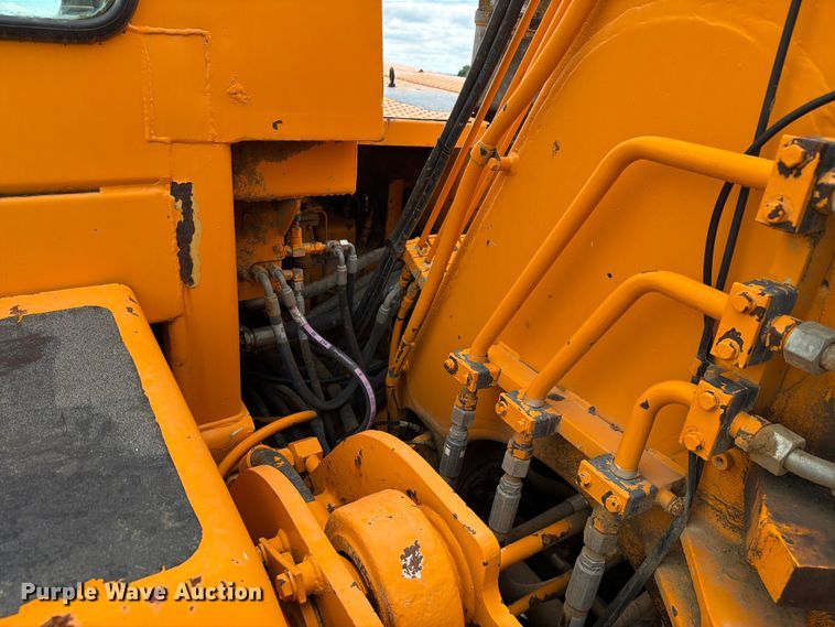 image for item FC3258 1991 Caterpillar 615C elevating scraper