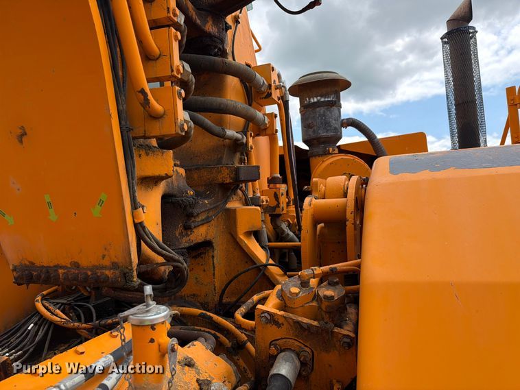 image for item FC3258 1991 Caterpillar 615C elevating scraper