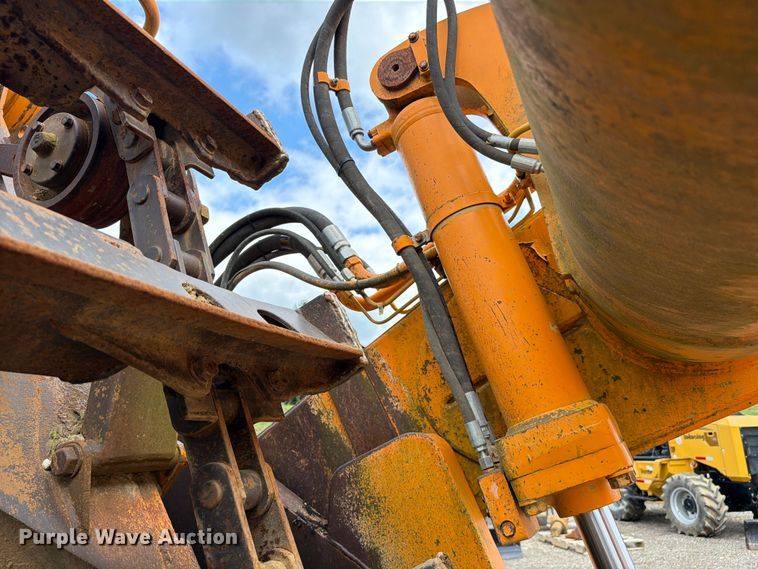 image for item FC3258 1991 Caterpillar 615C elevating scraper