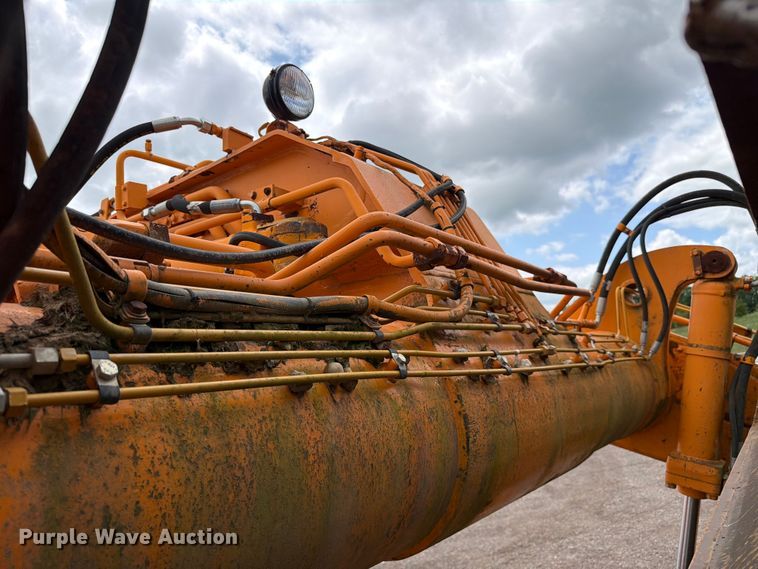 image for item FC3258 1991 Caterpillar 615C elevating scraper