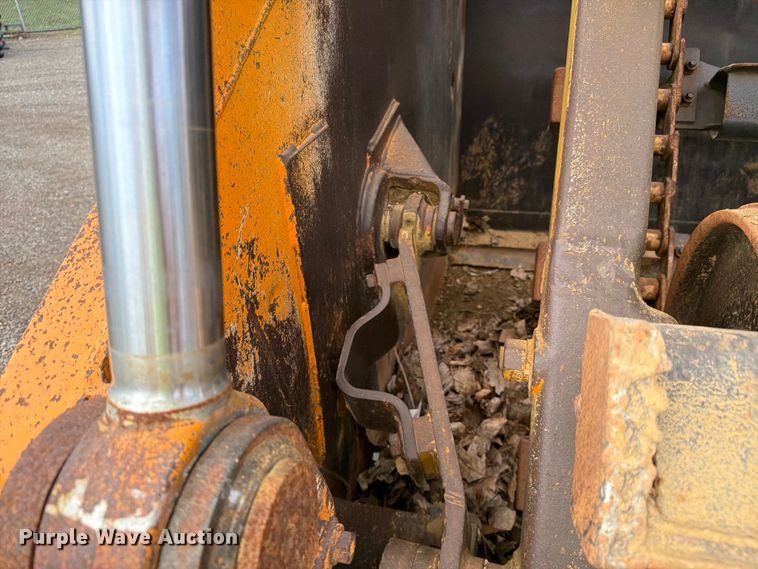 image for item FC3258 1991 Caterpillar 615C elevating scraper